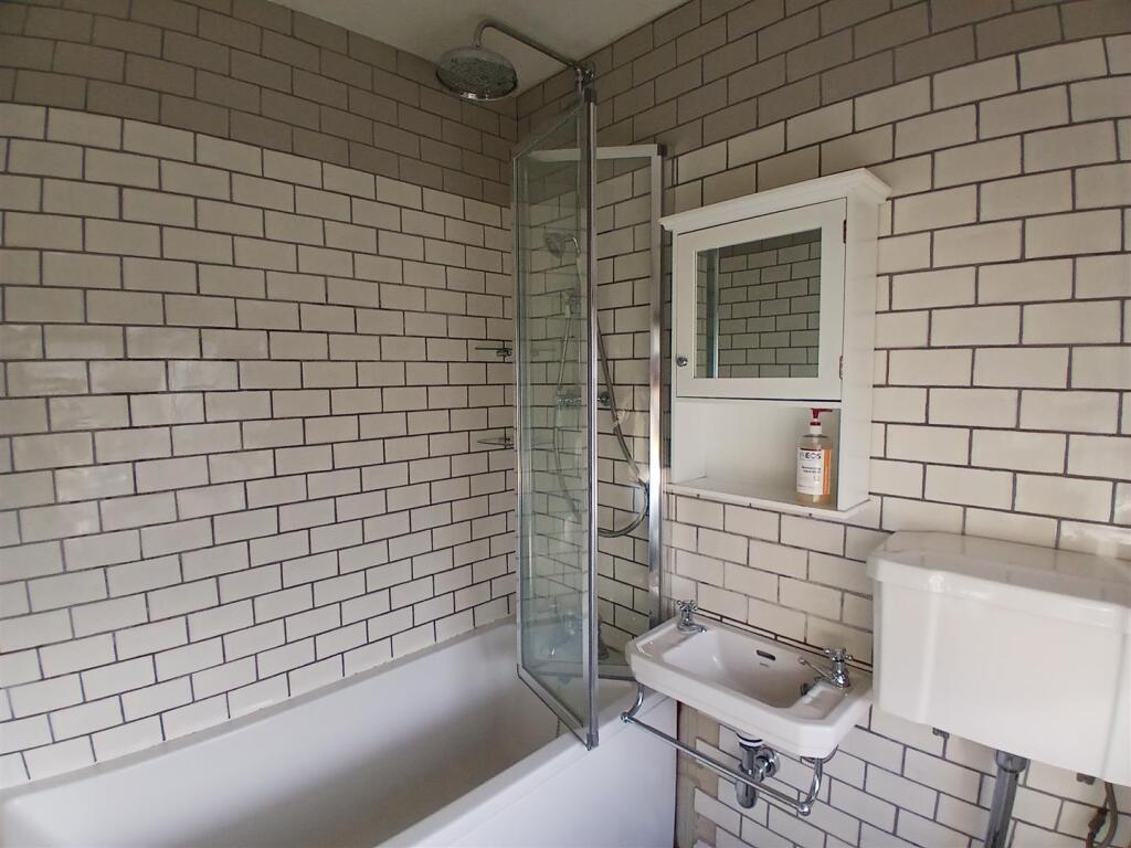 Bathroom landscape.jpg