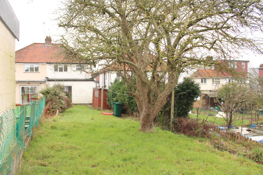Rear Garden (2)