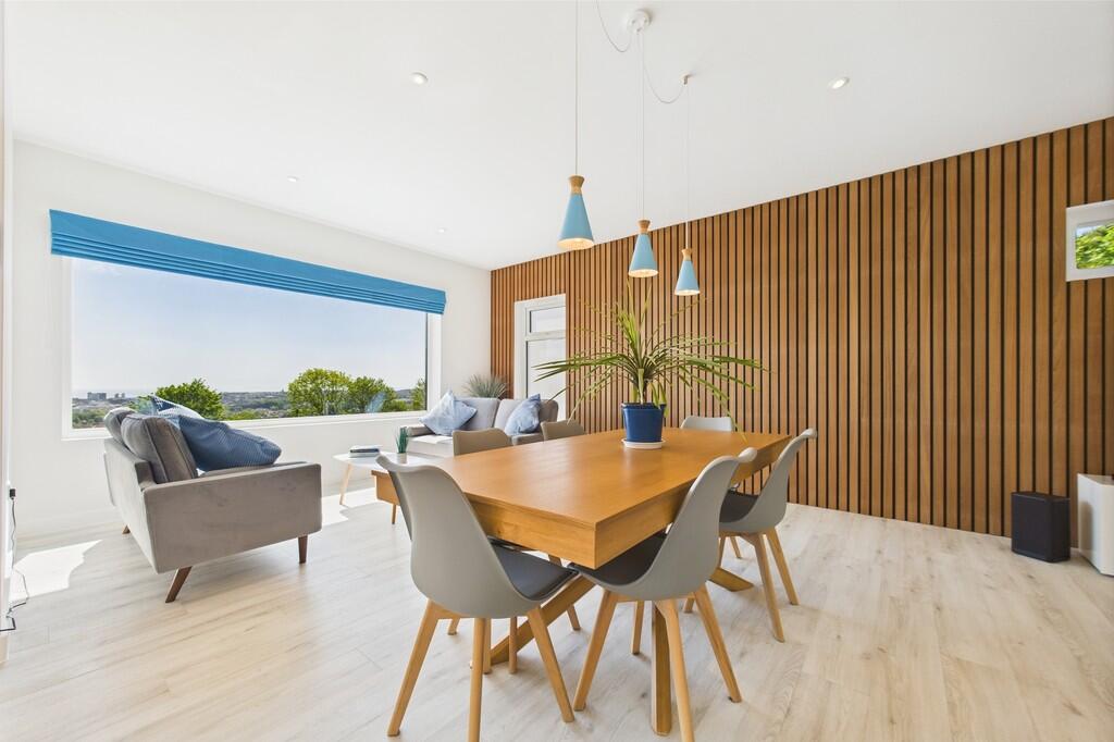 CAM01085G0-PR0554...