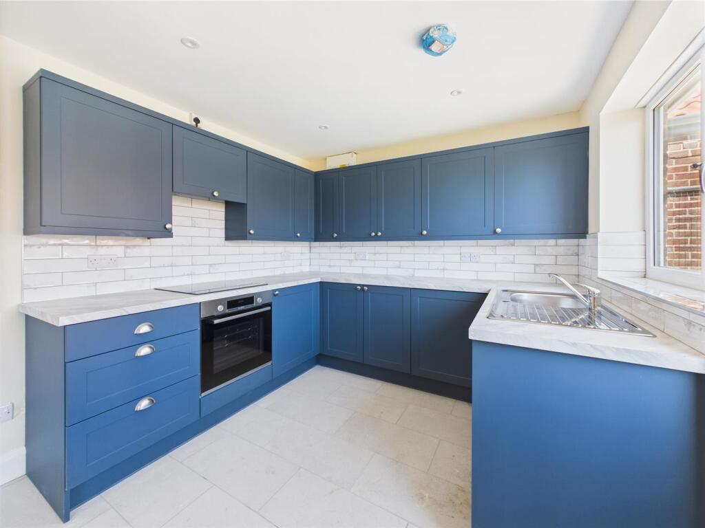 KITCHEN EXAMPLE 1.jpg