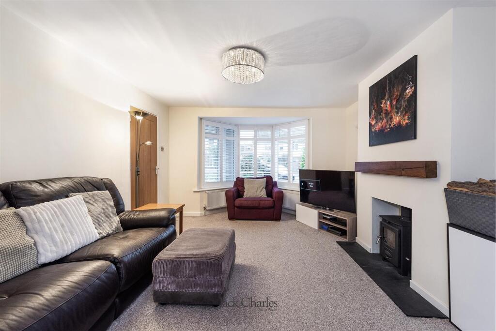 Wealden Close, Hildenborough, Tonbridge