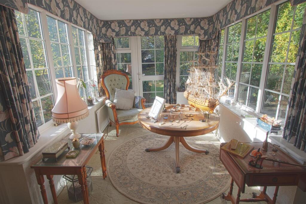 Garden room .jpg