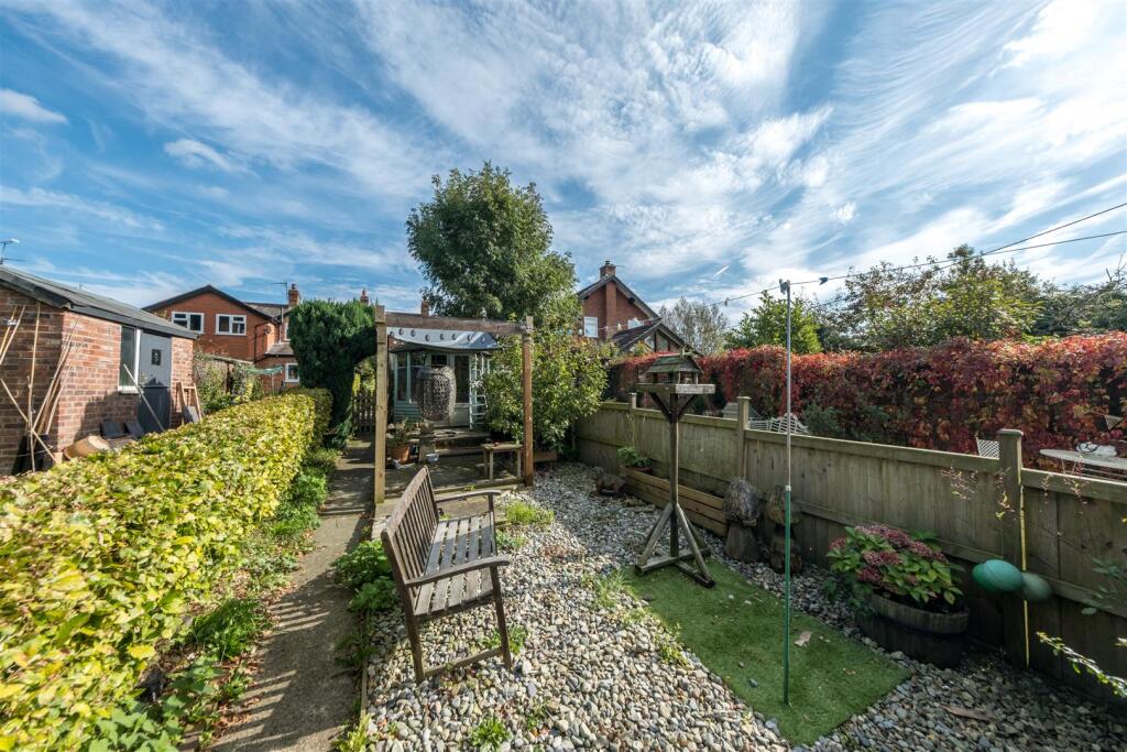 11 Brook Road-024.jpg