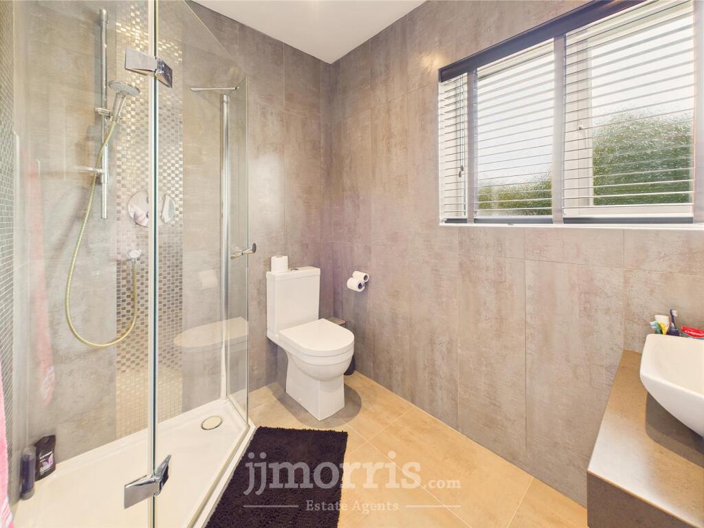 En Suite Shower Room