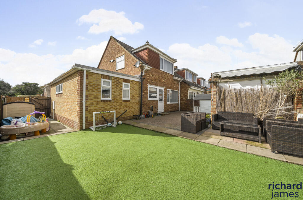 5ec77e9996a9430d8cb589a733054b08