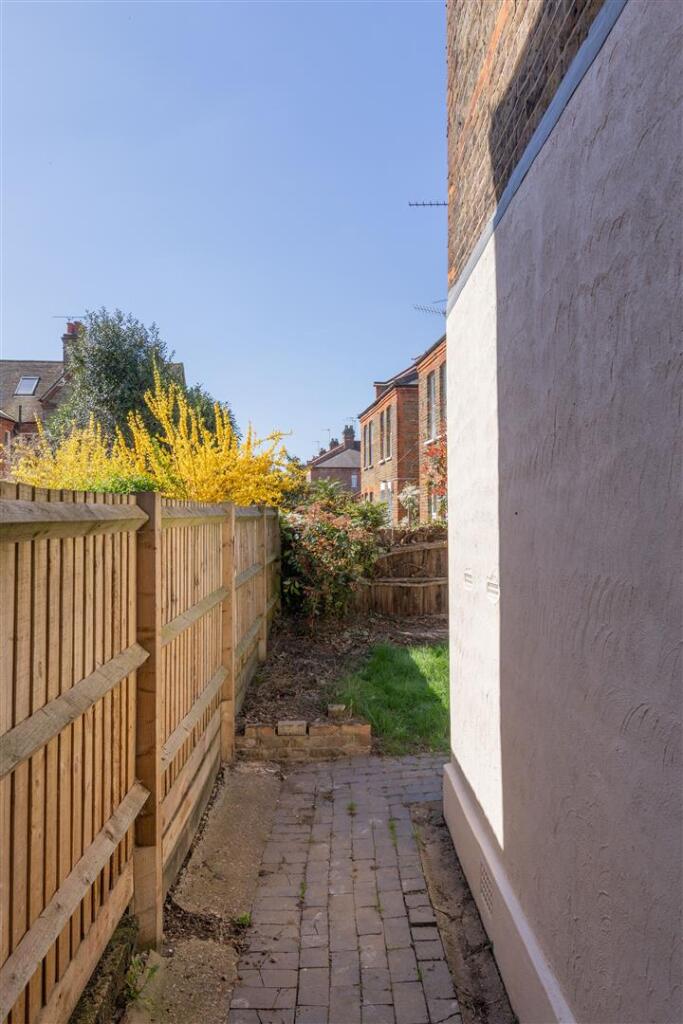Winns Terrace, E17