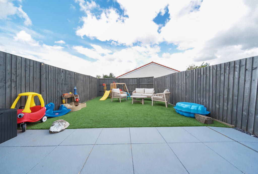 1329067-7-687e21c...