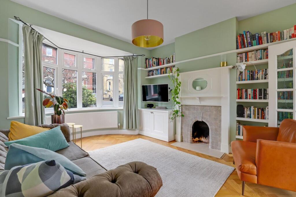 01-0d30JHPropWpen - 48 Anerley Park - 1-medium.jpg