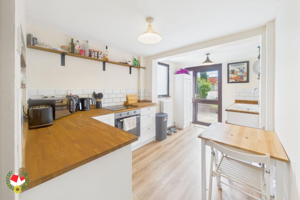 Kitchen/Breakfast Room