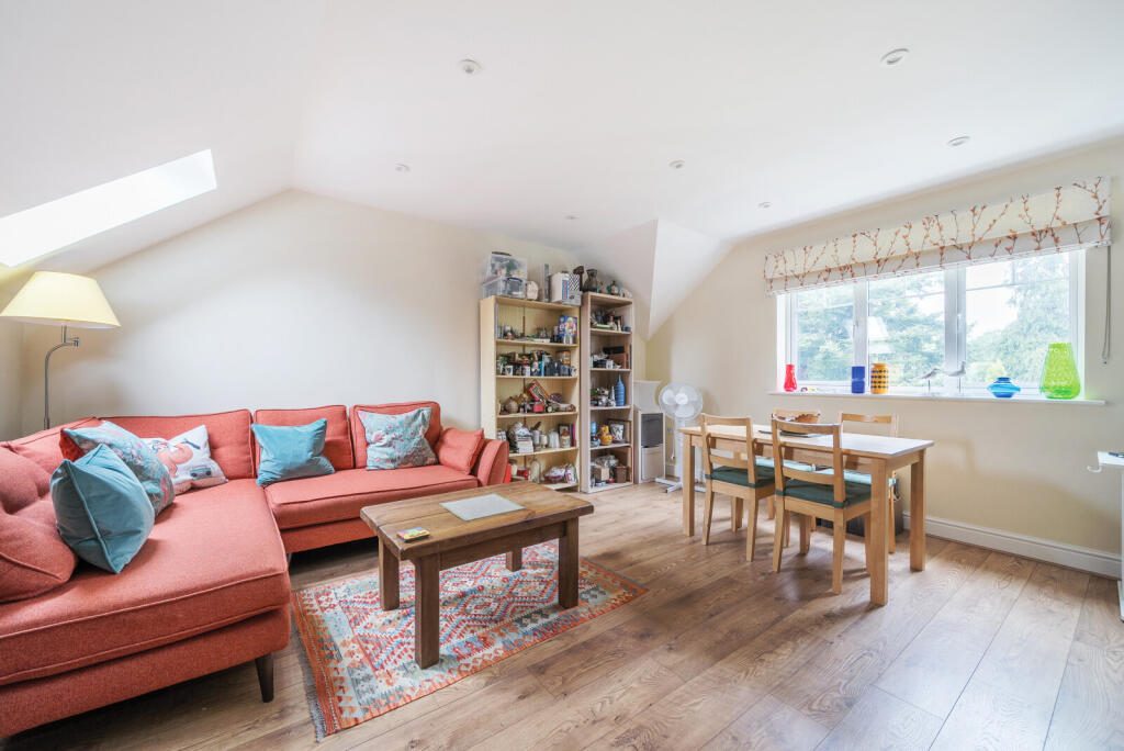 1300119-10-6835ad...