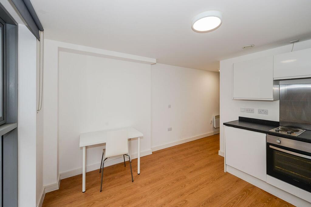 Studio Apartment