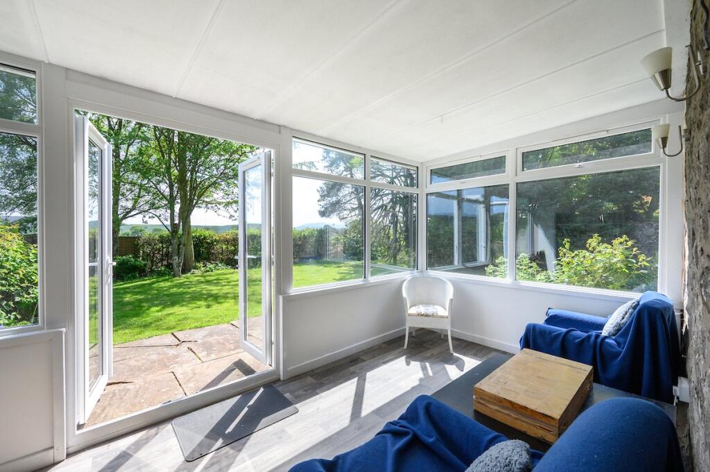 Lodge Conservatory