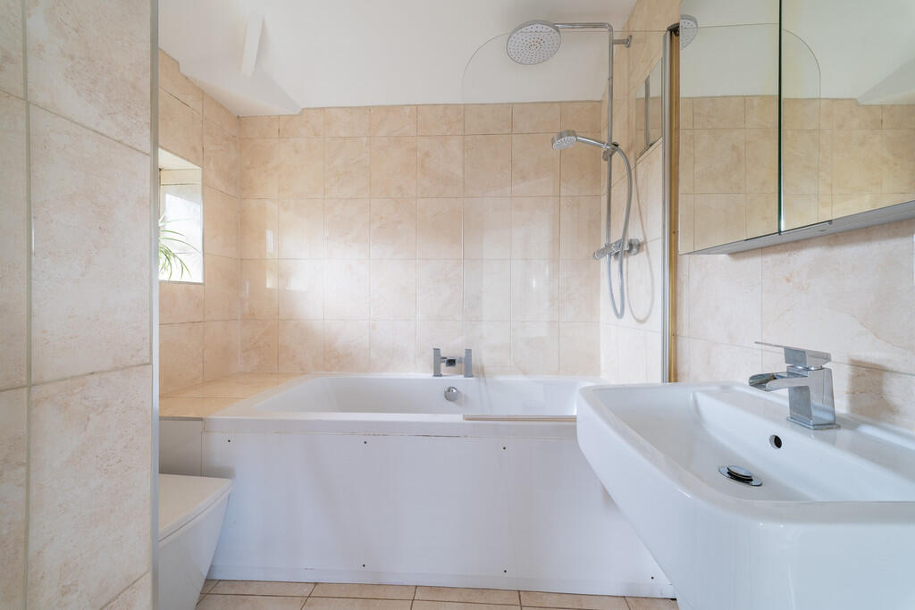 2 Wheatsheaf Lane...