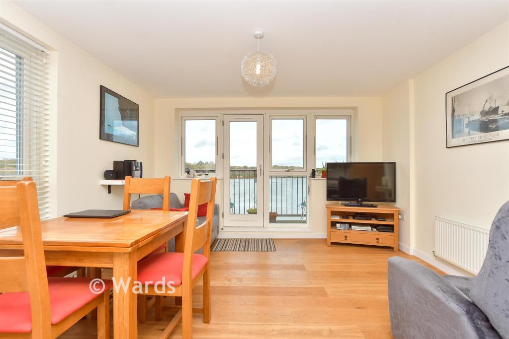 Kitchen/ Living Area