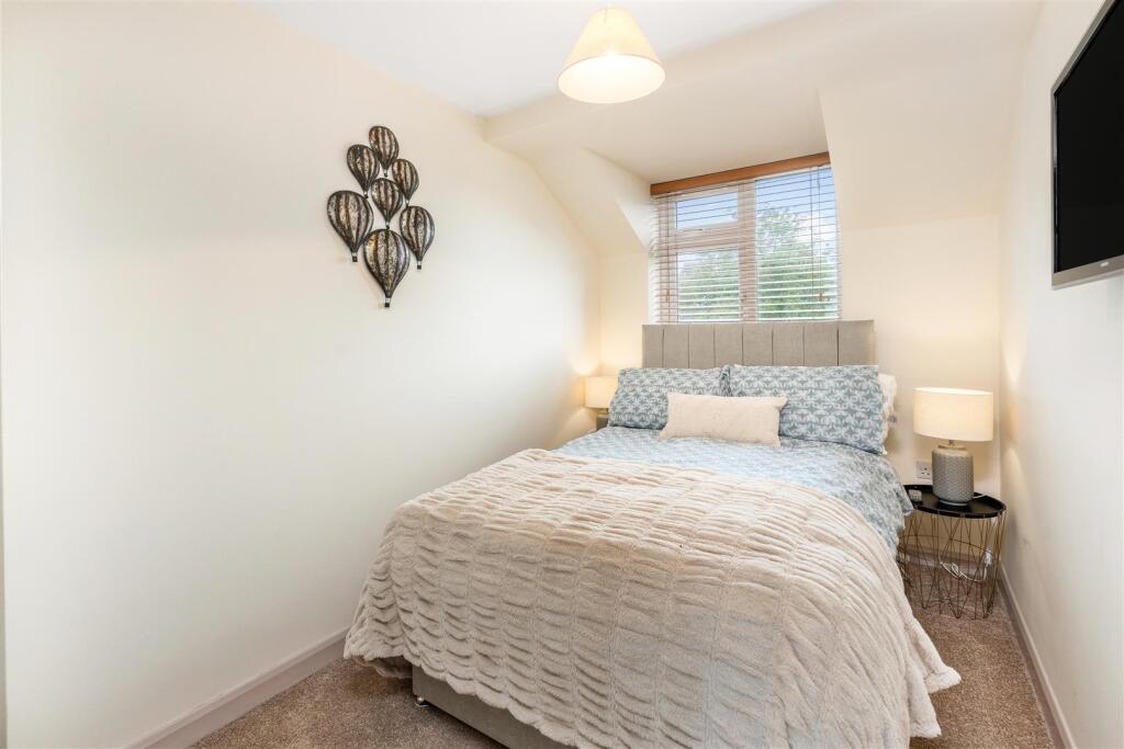15 Ashlade, Middleton Cheney-26.jpg