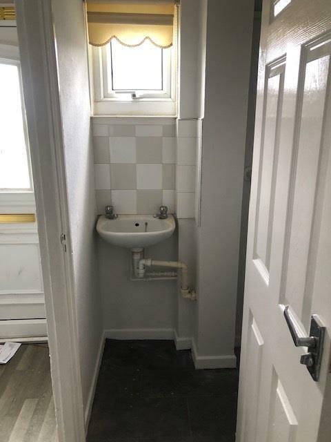Downstairs WC.jpg