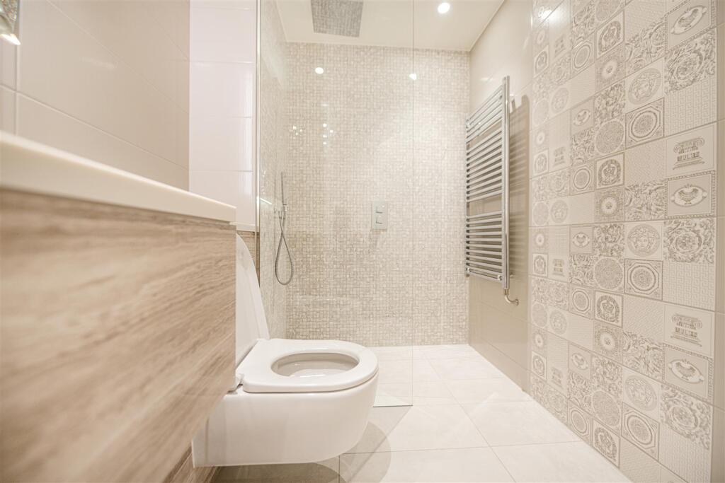 Bathroom .jpg