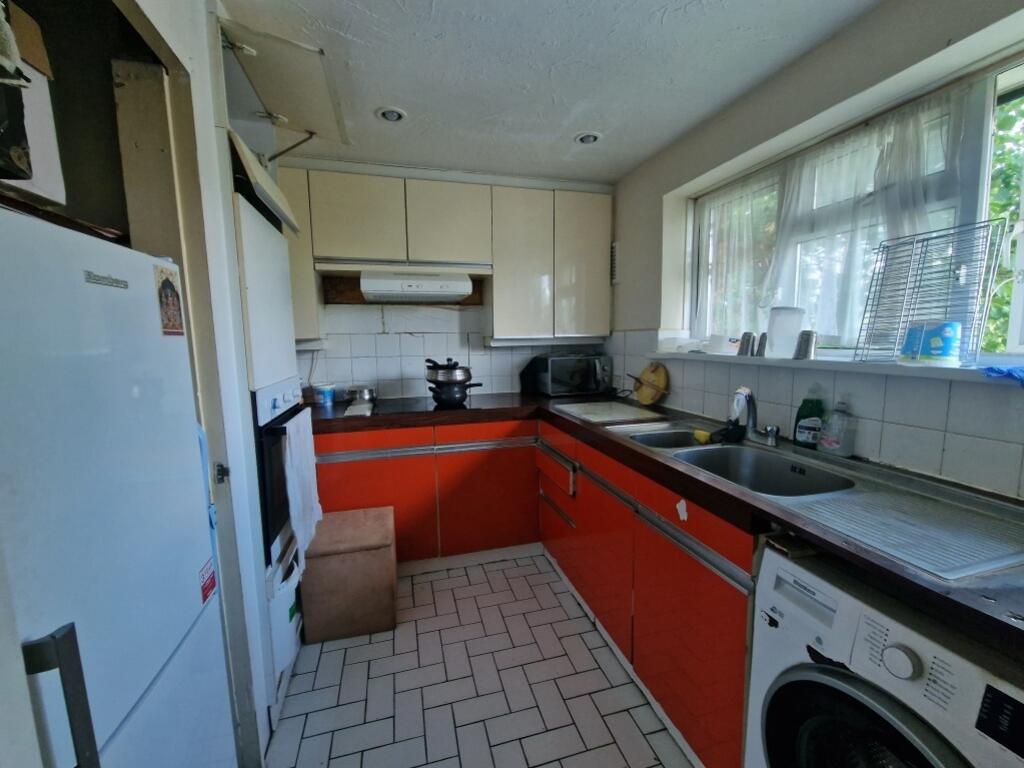 8c4d2d3a-2082-4777-a899-e8b5e3961495