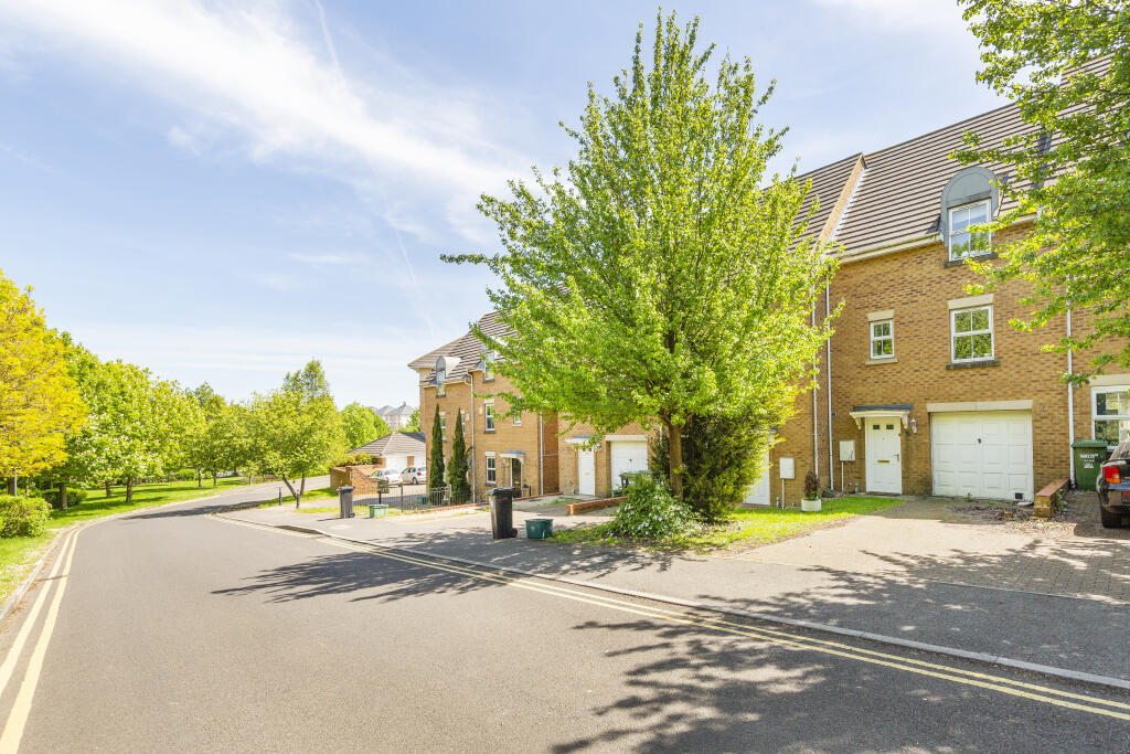 68 Casson Drive 2.jp