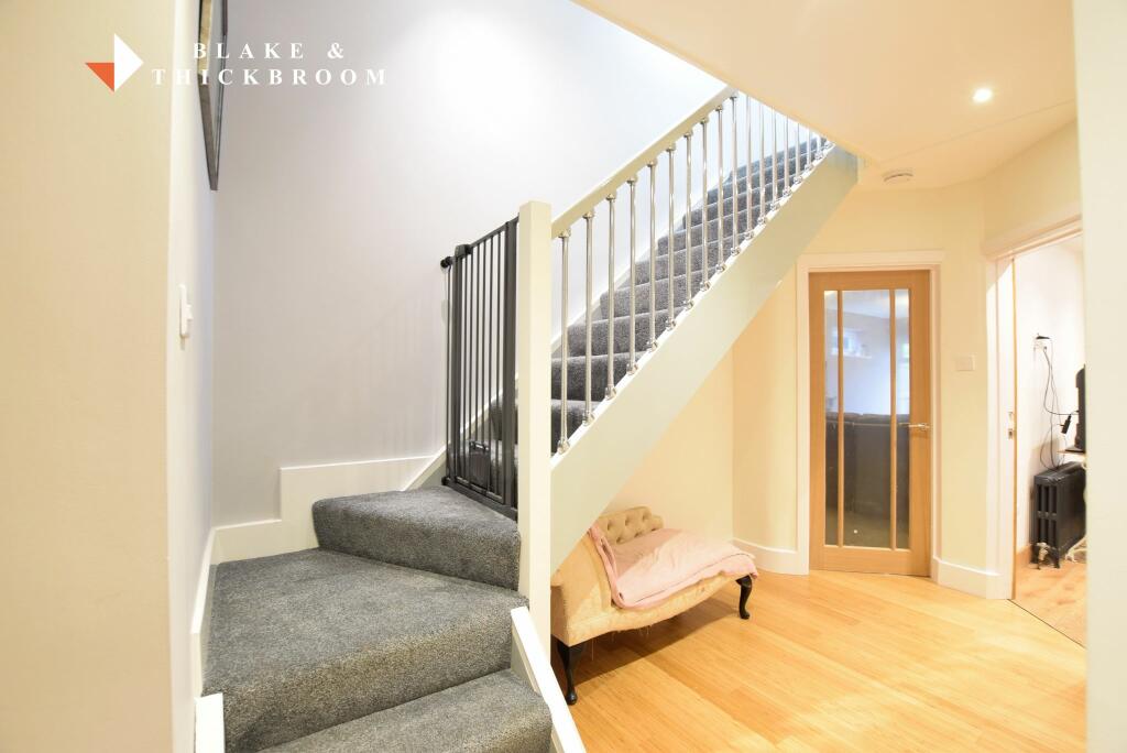 RECEPTION HALLWAY