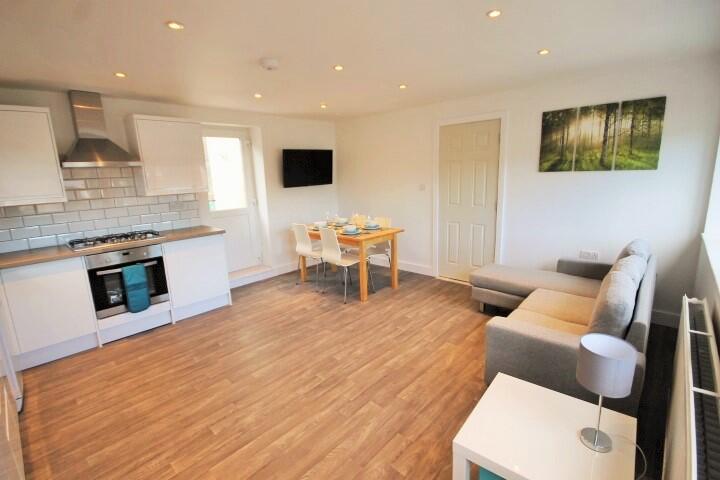 Kitchen/Diner/lounge