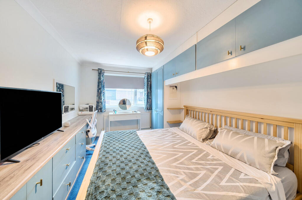 1364126-20-68ee8a...