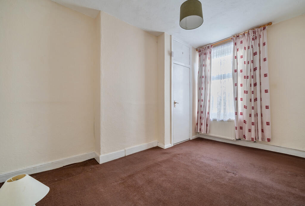 1374166-13-6904de...