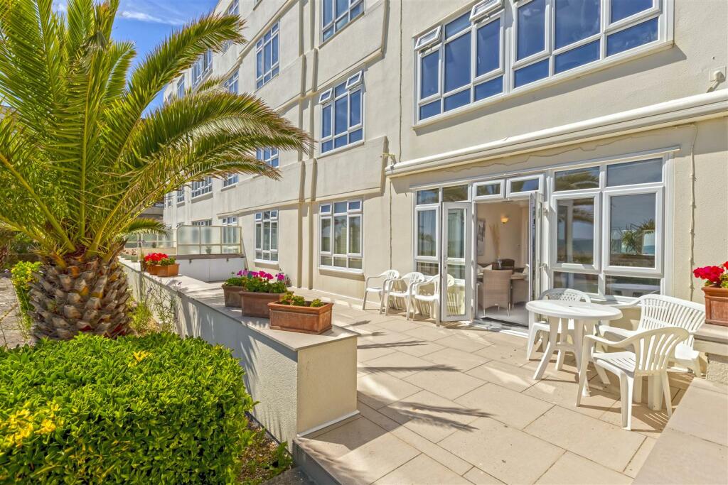 Clarence Terrace Shots_6.JPG