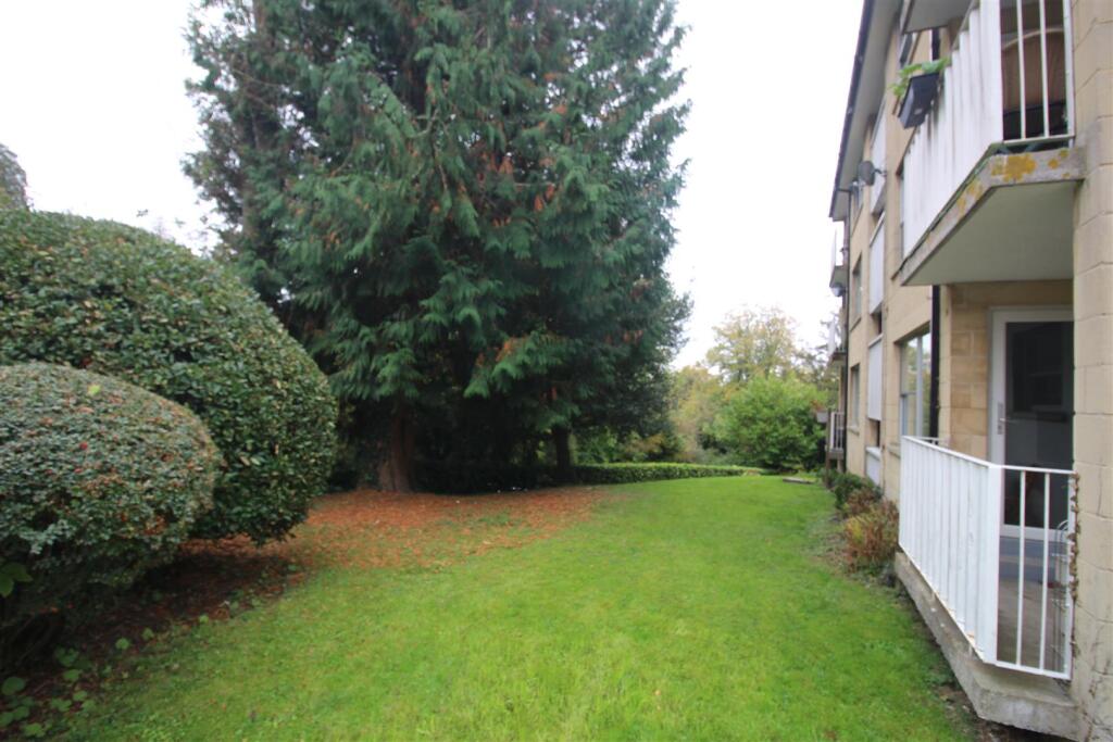 Weston Park West, Bath