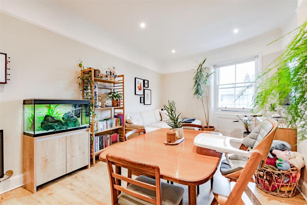 Open Plan Kitchen Reception