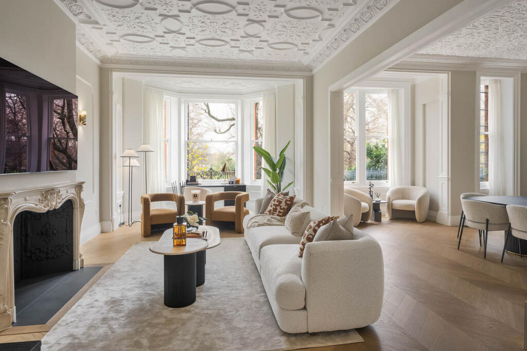 Knightsbridge, London, SW1X