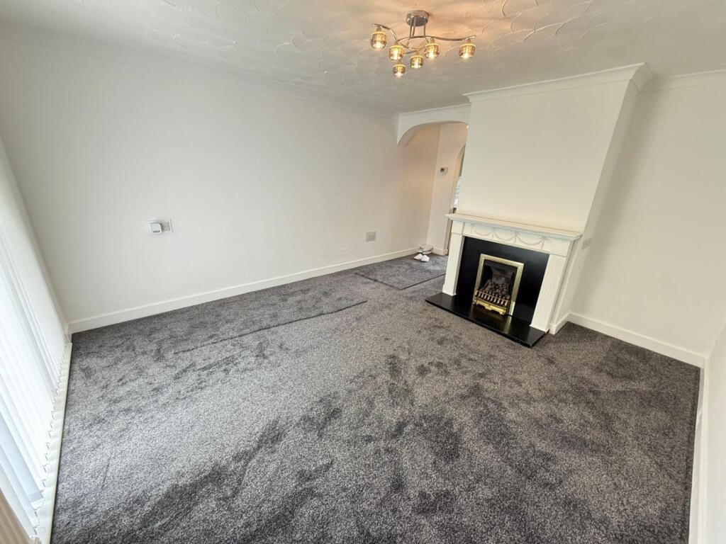 17 Nidd Drive Lounge 2