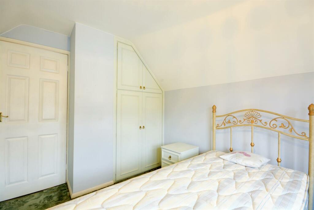 GROUND FLOOR BEDROOM