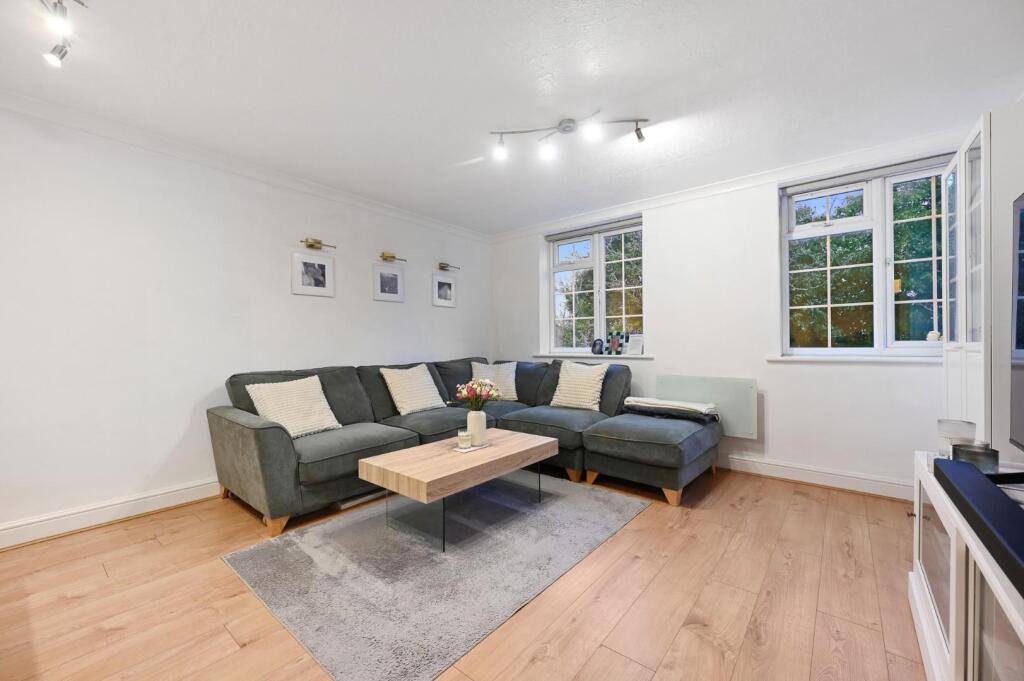 REN - 9 Barbican Road - Reception1 (1).jpg