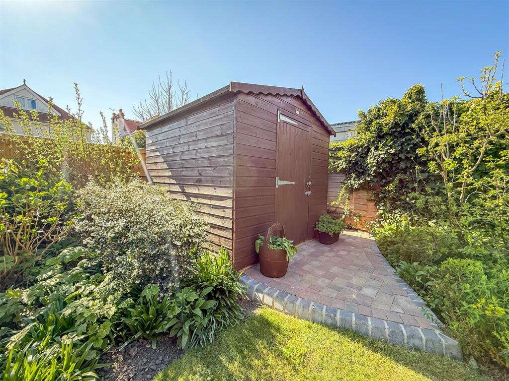 ALTERNATE VIEW OF GARDEN