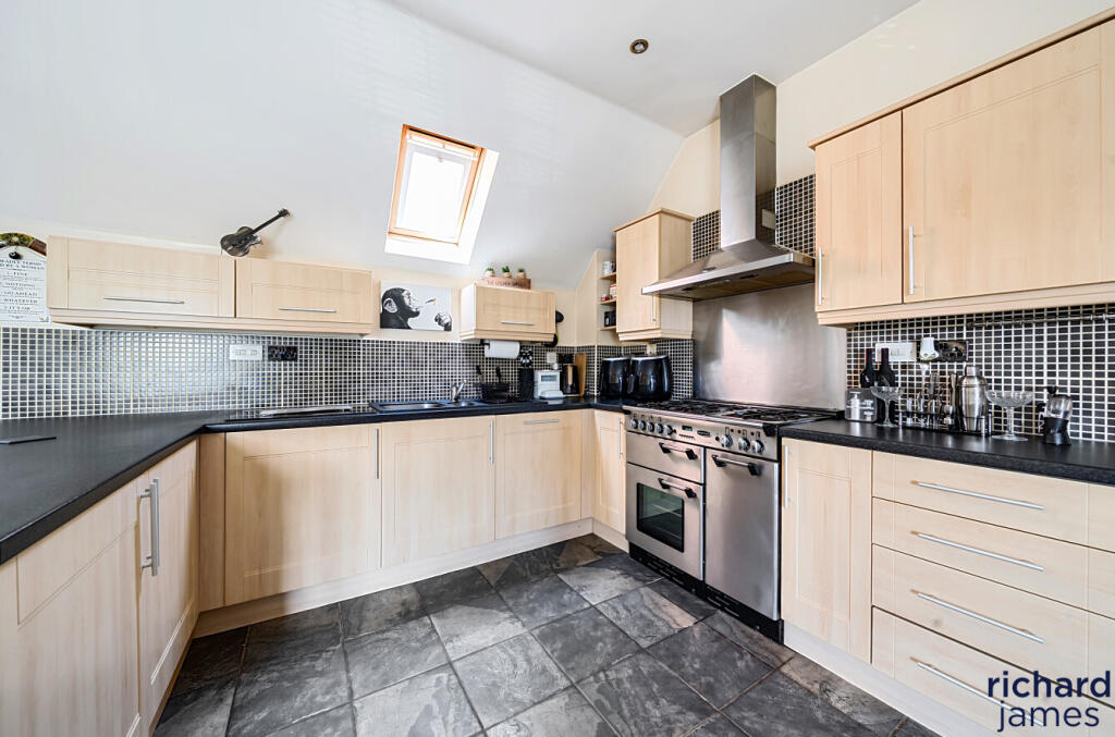 8faccbfd989d4c6daa21a4dc68b3496c