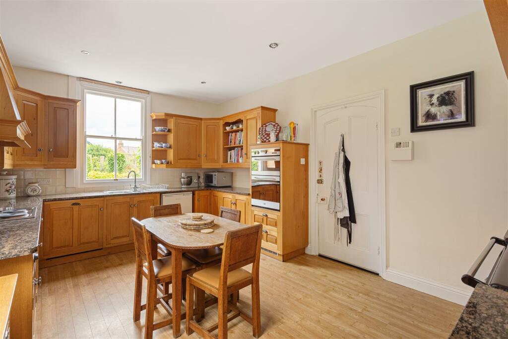 Brook_House__106.jpg