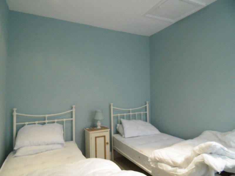 f-bed.jpg