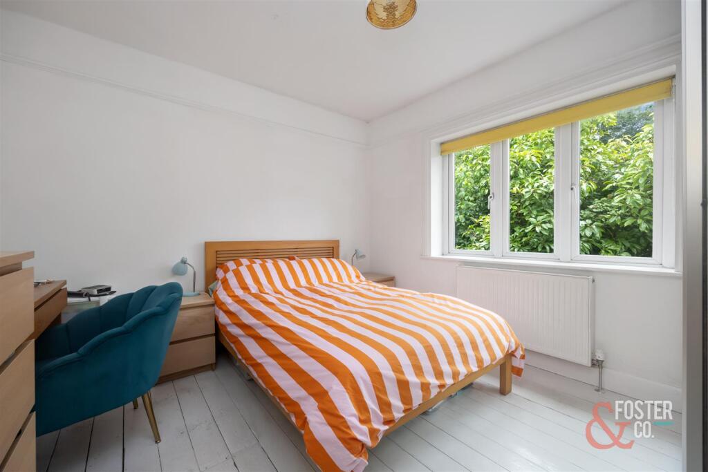 Mile Oak Road 160-015.jpg