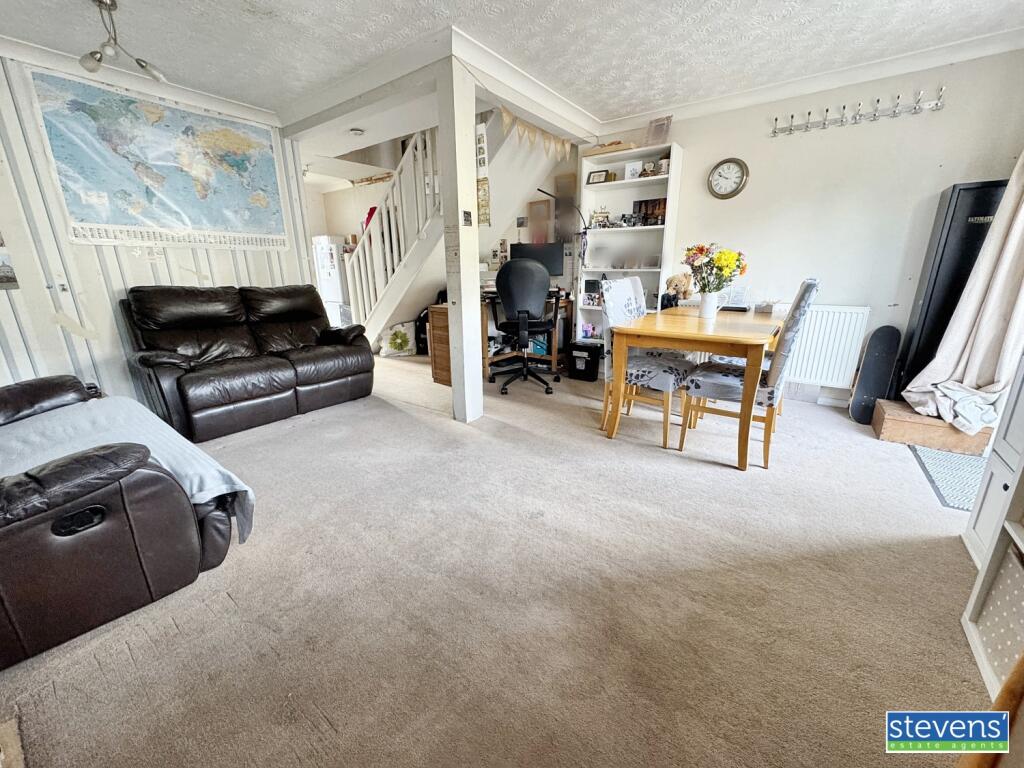 image00013_blurred (6)