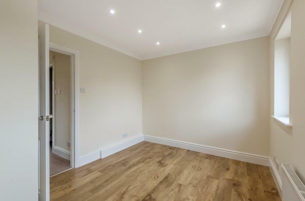 7 Eliot Court - 6.jpeg