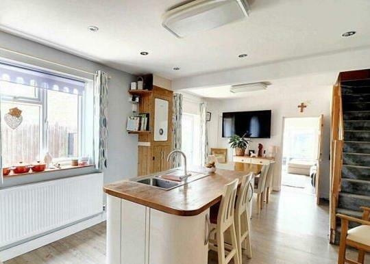 Excellent Dining Kitchen