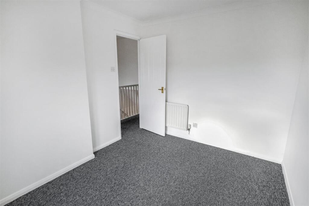 Bedroom 1 2.jpg