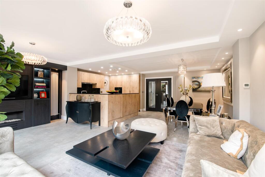 reception-dining-kitchen