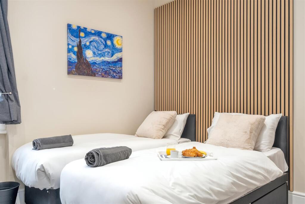 Apt 1, 6 Mapperley Park Drive Mapperley NG3 5BX