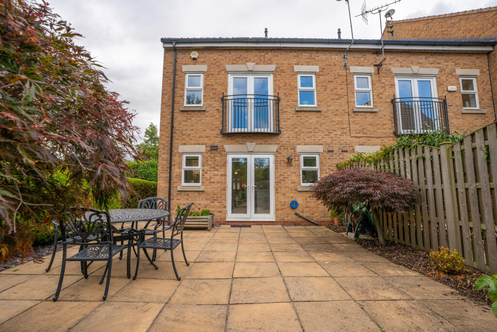 11woodlandmews46