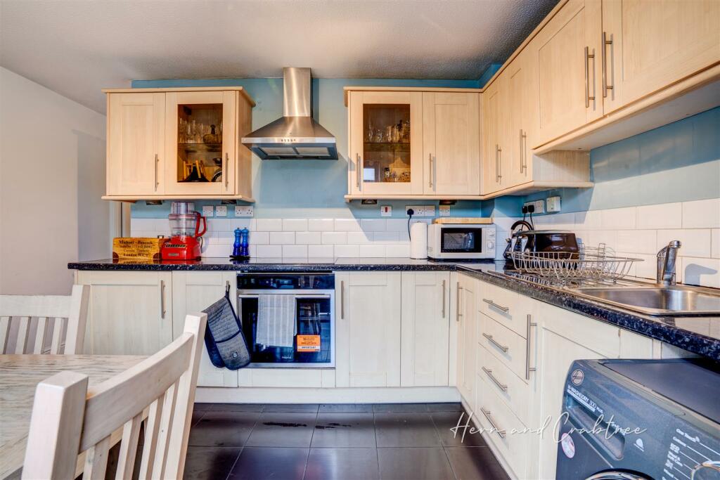 Beckgrove Close, Herncrabtree (14).jpg