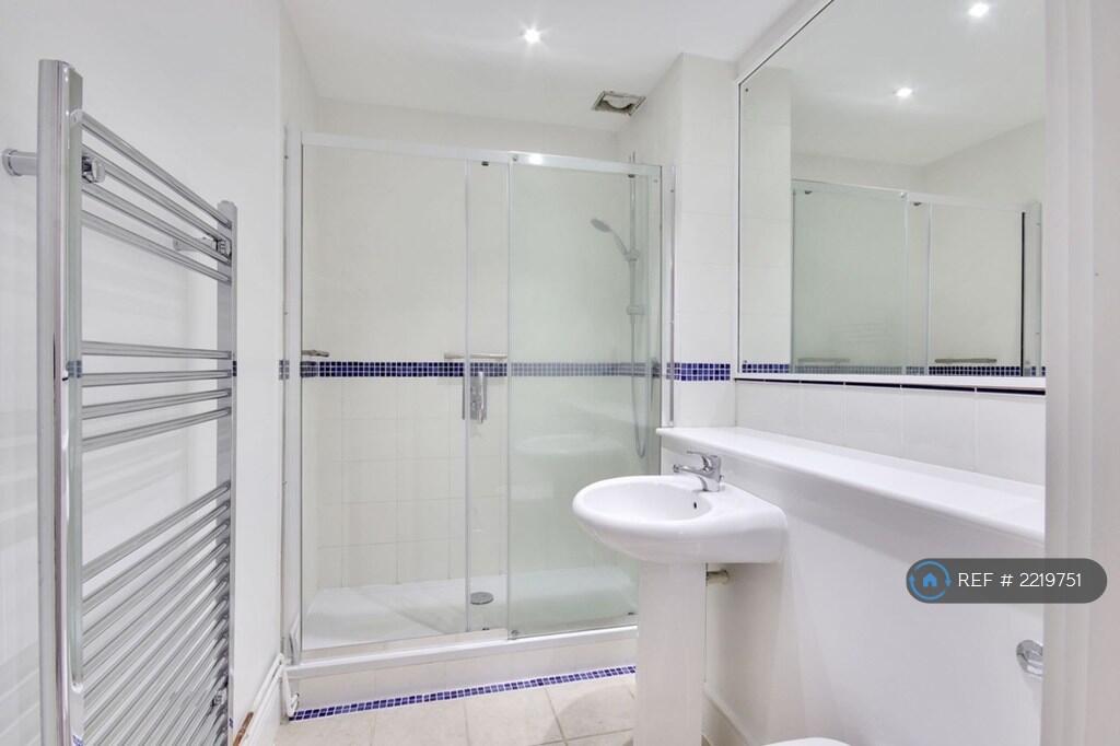 Ensuite Bathroom