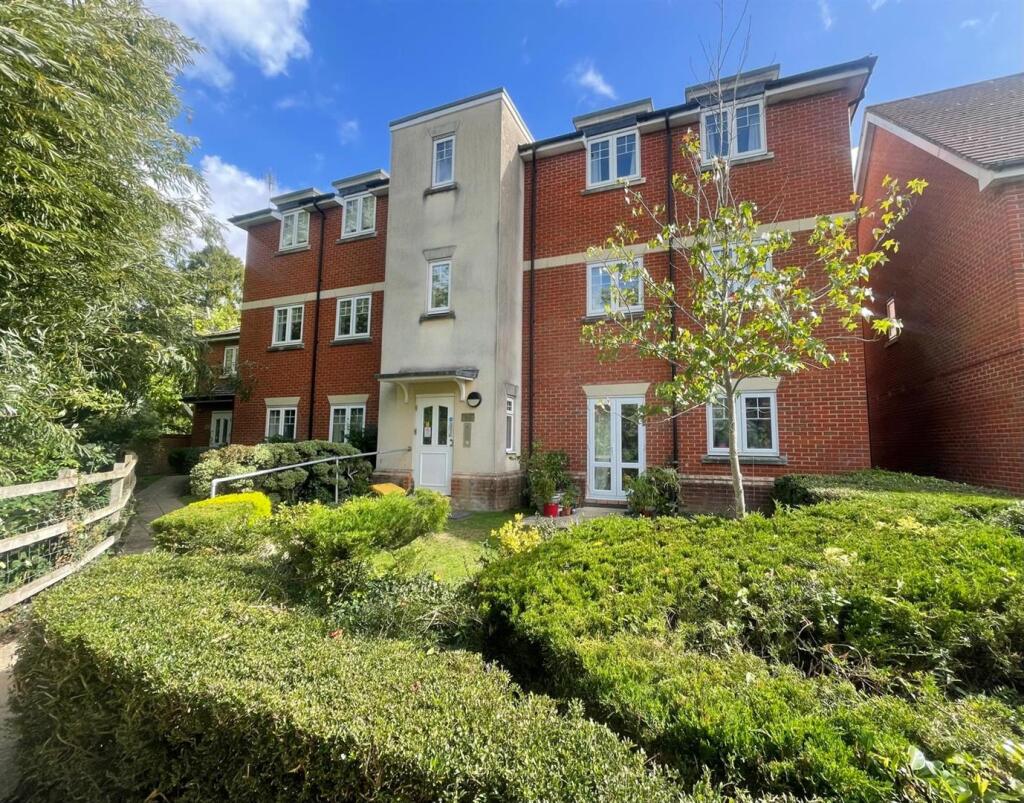 WhatsApp Image 2025-09-17 at 12.08.22.jpeg