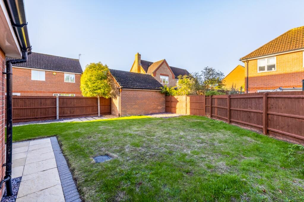 10 Greenwich Avenue (Holbeach)-11